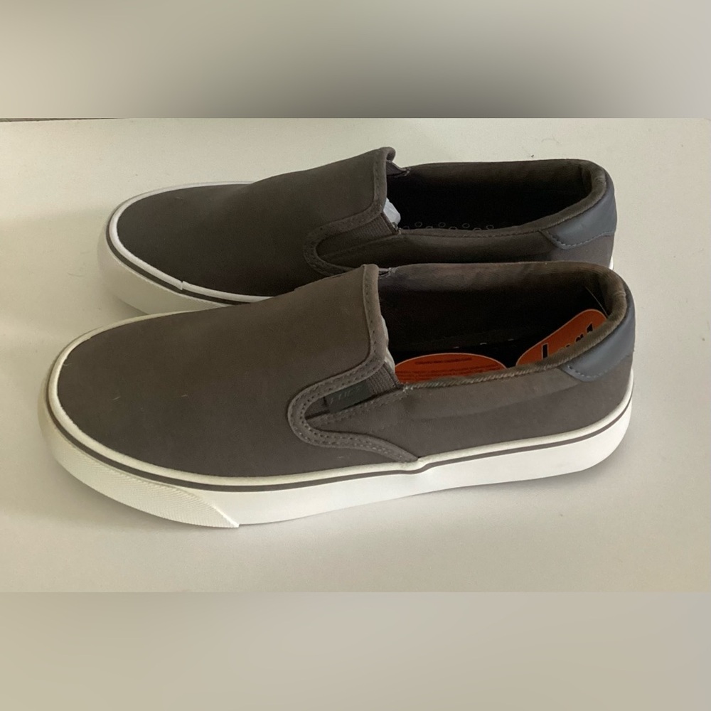 LugZ Men's Slip-On Casual Sneakers - Gray NWT